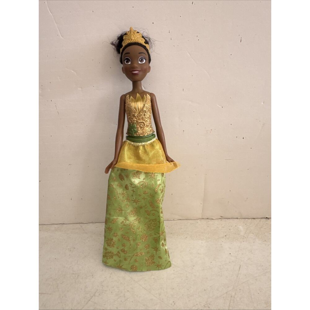 Disney Princess Tiana Royal Shimmer Fashion Doll with Skirt and Tiara